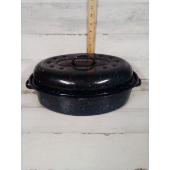 Medium Blue Roaster Pan / Great For All Occasions / Some Wear - Picture 6 of 16